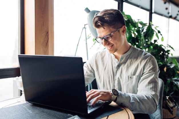 A professional freelancer uses MS Office.